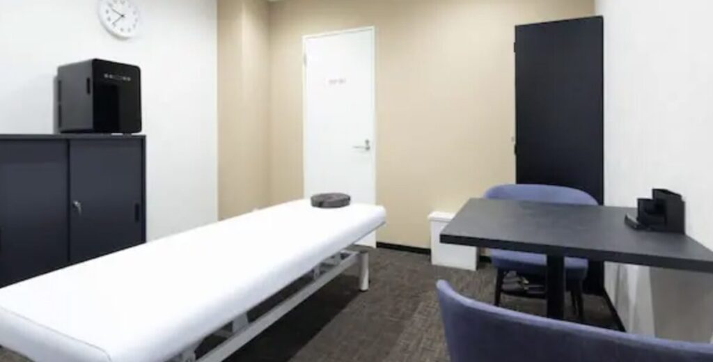 エミナルメンズ_広島院_店内